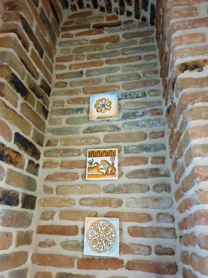 2 Bedroom 2 Bathroom Historic Apartment Newly Renovated In Tbilisi Center