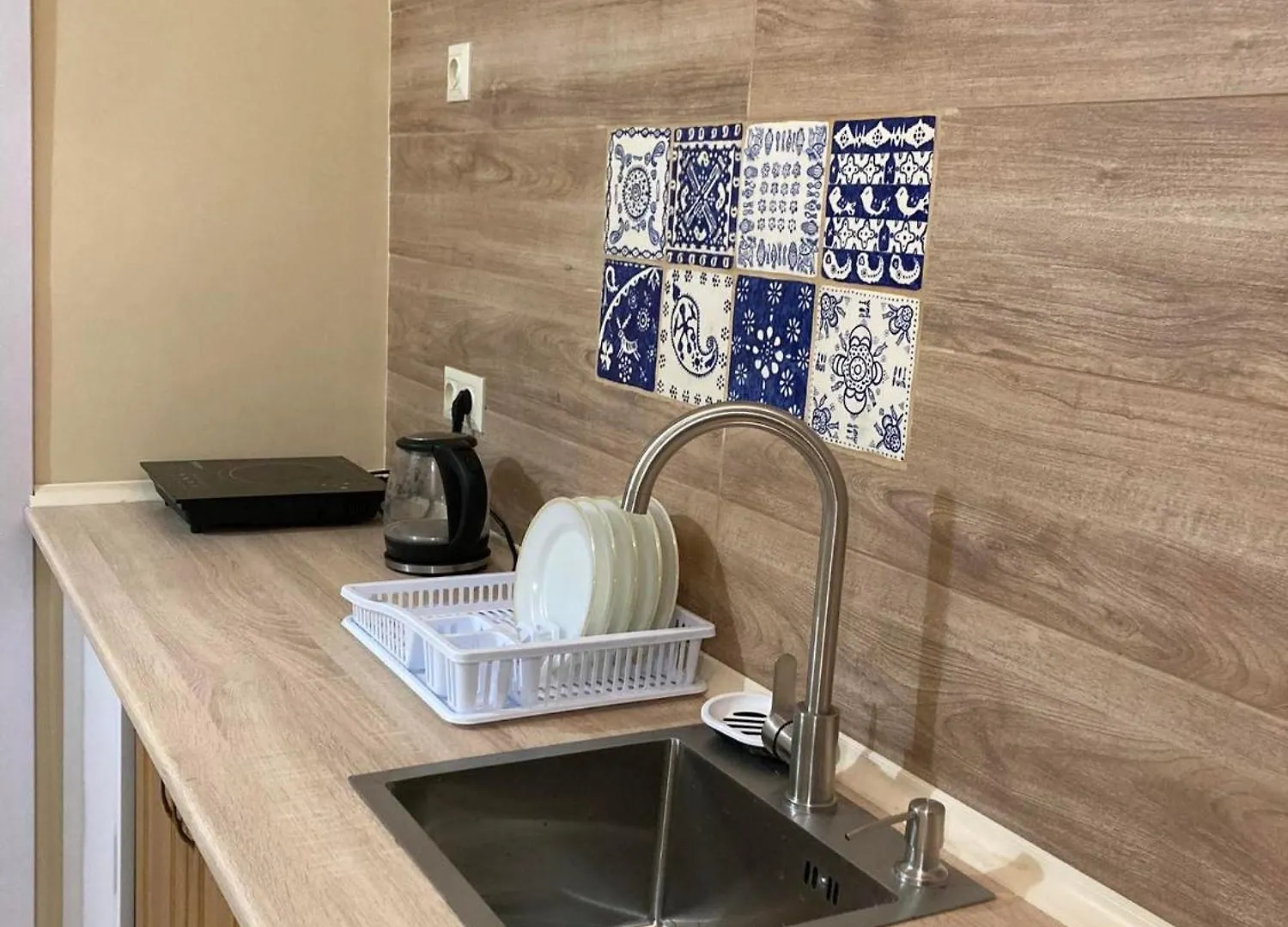 2 Bedroom 2 Bathroom Historic Apartment Newly Renovated In Tbilisi Center